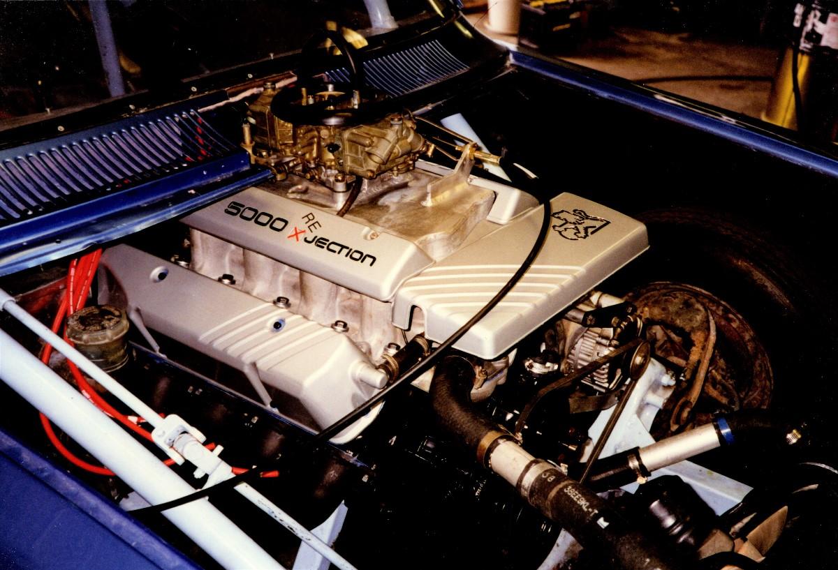Genie-Exhaust-Holden-Torana-HB-Drag-Car-December 1997-Engine