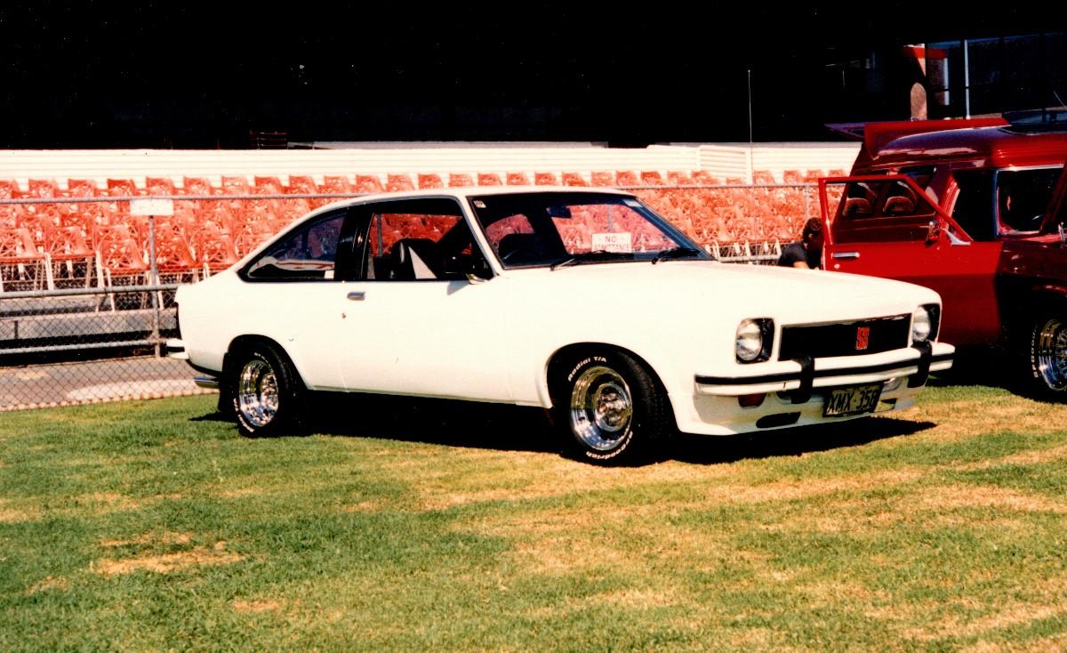 Genie-Exhaust-Holden-Torana-hatchback